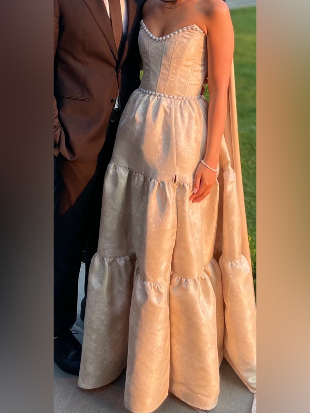 V. CHAPMAN| THE VIVIAN DRESS IN TAUPE WINDSOR BROCADE - Picture 4 of 12